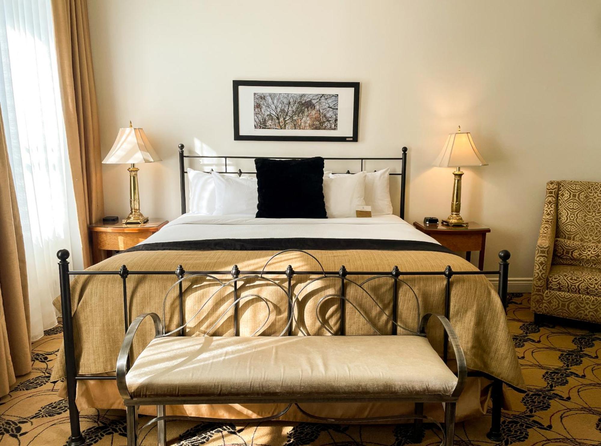Hotel Manoir D'Auteuil Квебек Экстерьер фото