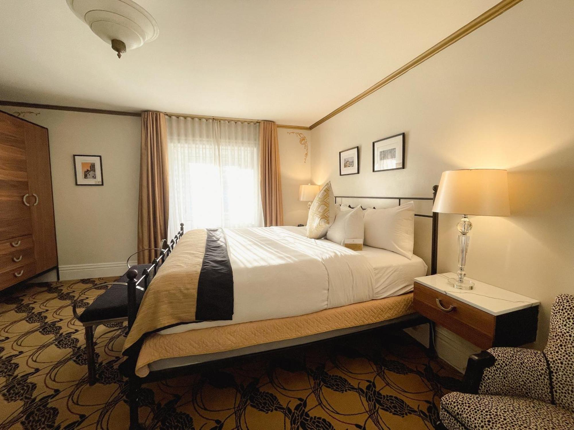 Hotel Manoir D'Auteuil Квебек Экстерьер фото