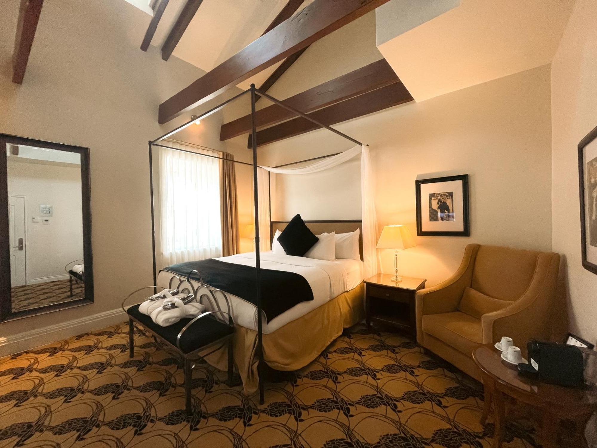 Hotel Manoir D'Auteuil Квебек Экстерьер фото